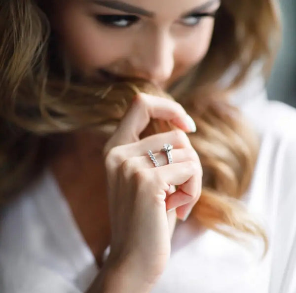 The Perfect Engagement Ring, Without Blowing Your Budget